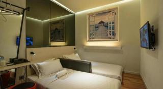 Laman Green The Boutique Hotel Seksyen 13 near MSU - 2