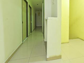 OYO 90643 Gks Hotel - 7