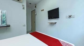 OYO 90643 Gks Hotel - 2