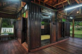 OYO Home 90745 Desa Balqis Beach Resort - 1