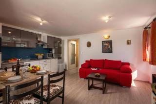 The Wave - Apt with Seaview and Garden - Happy Rentals - 2