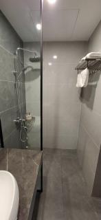 Khách sạn L'Azur Cửa Lò - 5