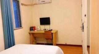 7 Days Inn Guiyang Qingzhen Dongmenqiao Zhijiaocheng - 9