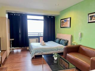 Gramercy Residences with Free Pool, WIFI, Sauna and Gym - 8