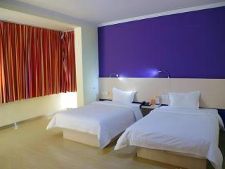 7 Days Inn Changchun Zhengyang Street Changchun Park Branch - 2