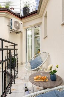 Private Hot Tub l Terrace l Old Town l King size - 6