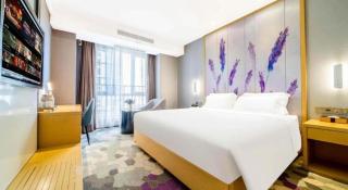 Lavande Hotel Wuhan East Lake Xudong Metro Station - 3
