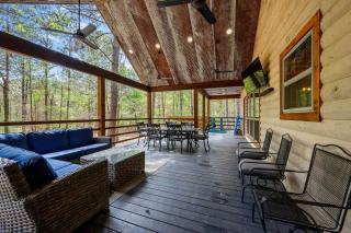 Drift Inn amazing back yard privacy hot tub - 4