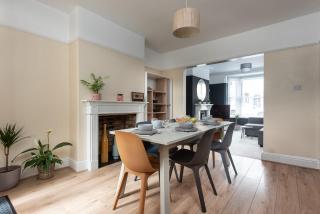 Spacious 3 Bed In Rugby - 9