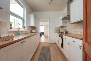 Spacious 3 Bed In Rugby - 7