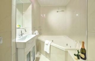 A Loft In The Mill Boutique Accommodation - 7