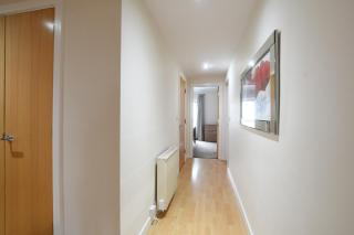 Lavish Old Town 2 Bed Apartment - 2