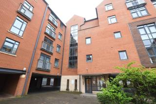 Lavish Old Town 2 Bed Apartment - 1