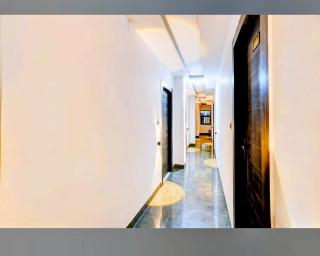 Ganges Pride Hotel - 1