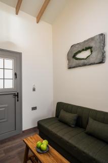 MustBe CFU Studios - 2