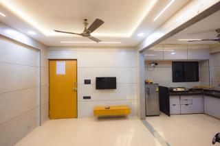 Nirrtul 201 Cozy 2BHK Home away from Home Sleek and Central - 4