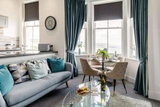 Sea View Serenity Breath taking sea view sleeps 4 - 1