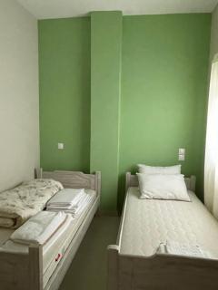 Nana's Luxury House - 8