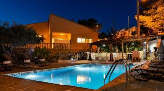 Villa Luna Sitges 15 minutes drive from Sitges Swimming pool XXL 16 people High Comodity for big groups - 6
