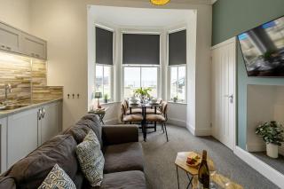 Seascape - Fantastic Location with Sea Views! - 0