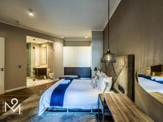 Menlyn Maine Luxury Rentals - 5
