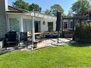 HOLTINGERHUYS Havelte- Giethoorn! Tegen betaling Wellness!!! - 7