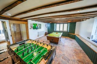 The Devon Farmhouse - 9