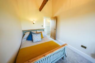 The Devon Farmhouse - 8