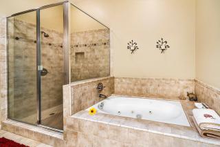 Tropical Villa wBeach Club Access Quiet LocationBikes and Beach GearWalk to Restaurants - 7