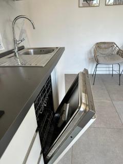 Apartment Dolce Vita Garden - Private parking, Self check in - 1