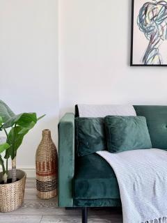 Elegant Apartment - Near Tube, Perfect for Family & Business Stays - 4