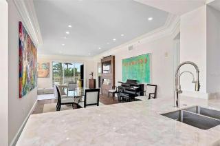 Oceanfront 3 Bedroom Condo with Panoramic Views - 3