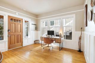 119 - Historic Gem in the U District - 4