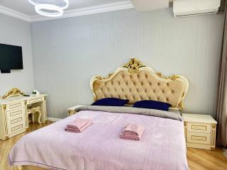 GRAND- 3 bedroom on Chokmorova 154 - 0