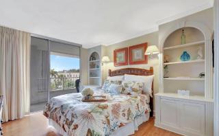 Charming 3 Bedroom Condo Near Worth Avenue - 3