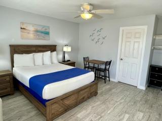 Beachgate Condo Suites and Hotel 227 - 228 - 229 condo - 3