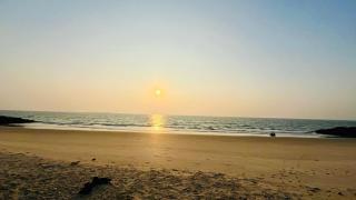 Vistara Beach Resort - Private Beach - 4