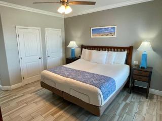Beachgate Condo Suites and Hotel 341 - 342 condo - 3