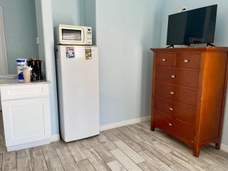 Beachgate Condo Suites and Hotel 511 and 512b condo - 4