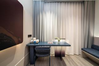 Atour Light Hotel Shanghai New International Expo Centre Longyang Road Metro Station - 1
