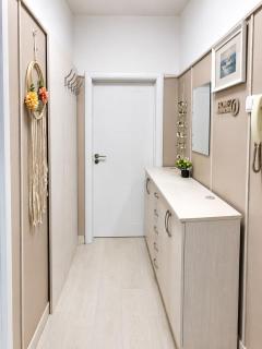 Elegant&Cozy Home 10 min to Sea Garden - 7