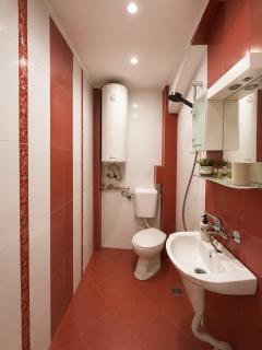 Elegant&Cozy Home 10 min to Sea Garden - 6