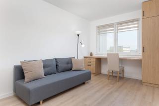 Cozy Apartment with Parking and Workspace by Noclegi Renters - 8