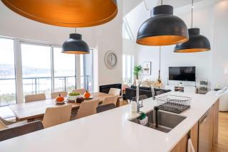 403 - Luxury Condo - Incredible View & Pool - 2
