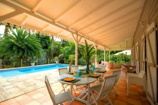 Belle villa avec piscine au Cap Est - MQFR35 - 0