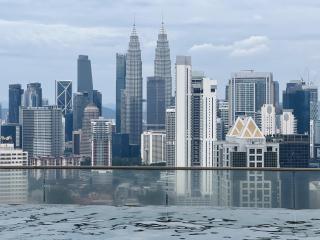 Regalia KLCC SkyPool Luxury KL by SAMS Suite - 0