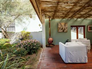 Pool House - 6