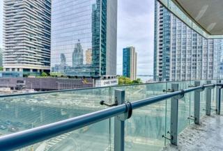 Lake View 2 Bedroom Condo in Downtown Toronto - 9