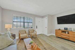 Coastal 1BR Condo on Okaloosa Island Beach Access. - 7