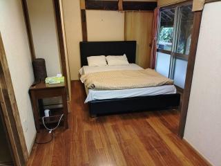Kume Guest House - 9
